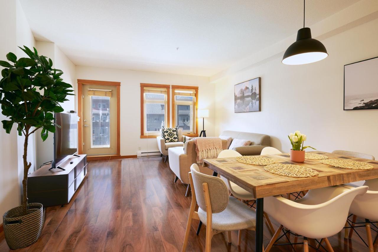 坎莫尔Mtn View Escape With King Size Bed With Outdoor Pool - Banff Pass Included!公寓 外观 照片