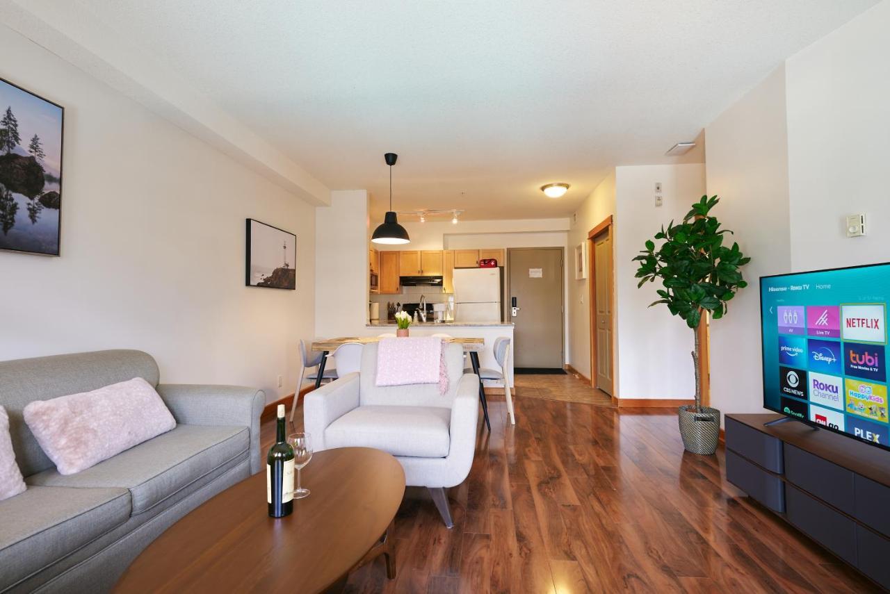 坎莫尔Mtn View Escape With King Size Bed With Outdoor Pool - Banff Pass Included!公寓 外观 照片