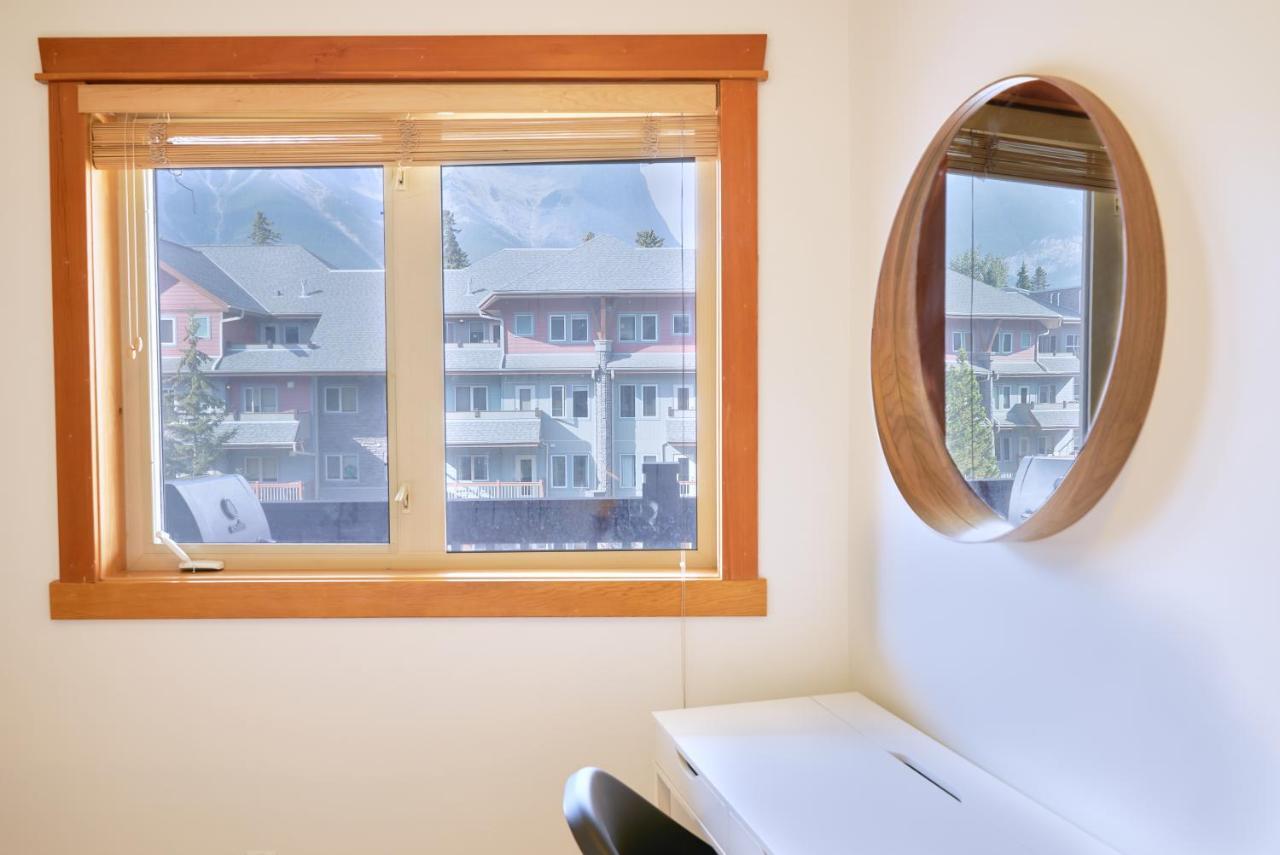 坎莫尔Mtn View Escape With King Size Bed With Outdoor Pool - Banff Pass Included!公寓 外观 照片