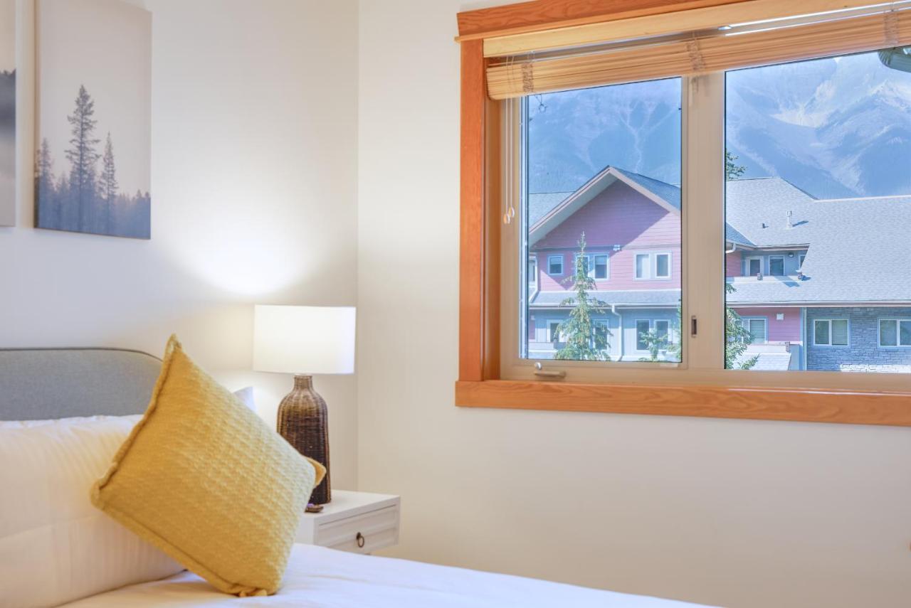 坎莫尔Mtn View Escape With King Size Bed With Outdoor Pool - Banff Pass Included!公寓 外观 照片
