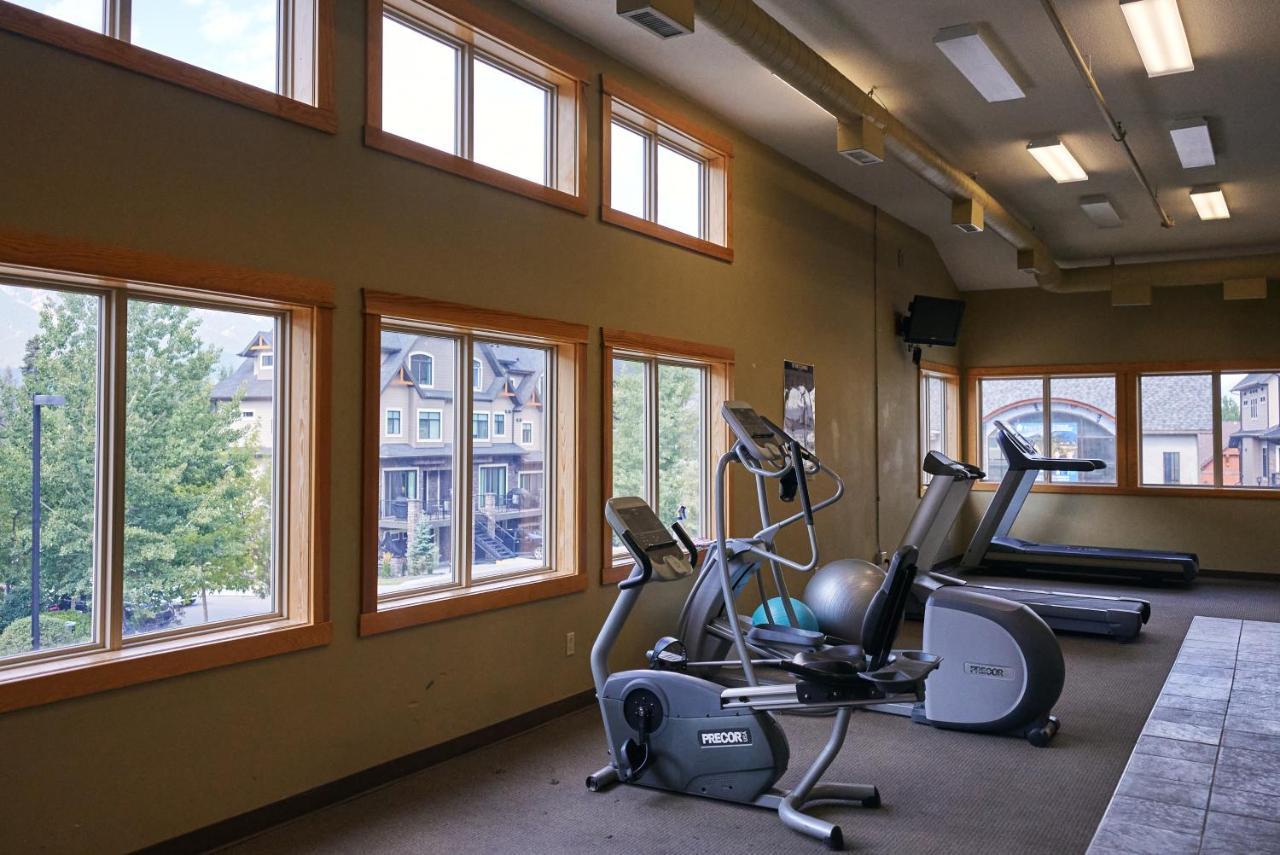 坎莫尔Mtn View Escape With King Size Bed With Outdoor Pool - Banff Pass Included!公寓 外观 照片